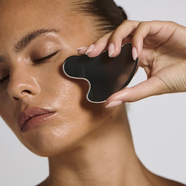Stainless Steel vs Jade/Quartz: What's the best Gua Sha?
